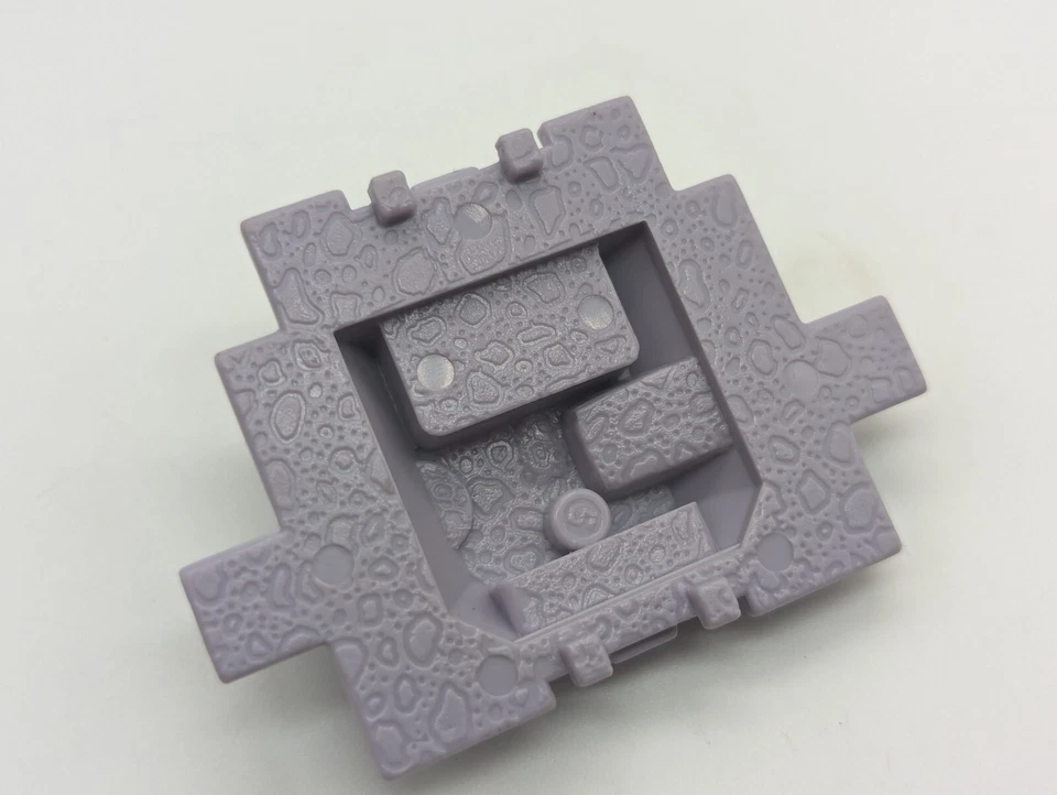 Vintage Transformers G1 Monstructor Slog - PART - Rear Panel - Image 2 of 2