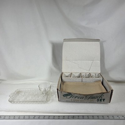 DECO ANCHOR HOCKING Bubble Serva Snack 4 Clear Glass Plates 4 Matching Cups BOX