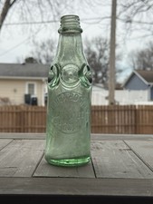 BEACON, IOWA rare 1890s Odd Closure Soda Bottle W.M Beardsley Green Blob