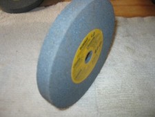 KOŁO SZLIFIERKI STOŁOWEJ DEWALT, NOWE STARE ZAPASY, średnie 6'' X 3/4'' X 1/2''