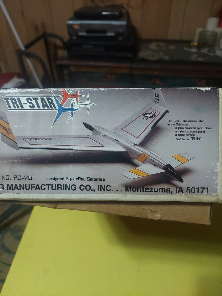 Vintage Sig Tri-Star RC CANARD Airplane kit Long EZ WS-47.5 - Image 3 of 4