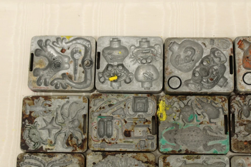 WOW! Lot of 22 Mattel Creepy Crawlers Metal MoldsThingmaker 1960s Creeple People - Image 2 of 4