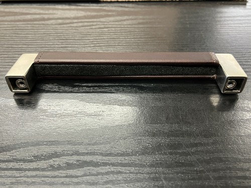 Turnstyle Designs Choco Leather Square D Cabinet Handle T1361 160mm End Stitched - Picture 4 of 10