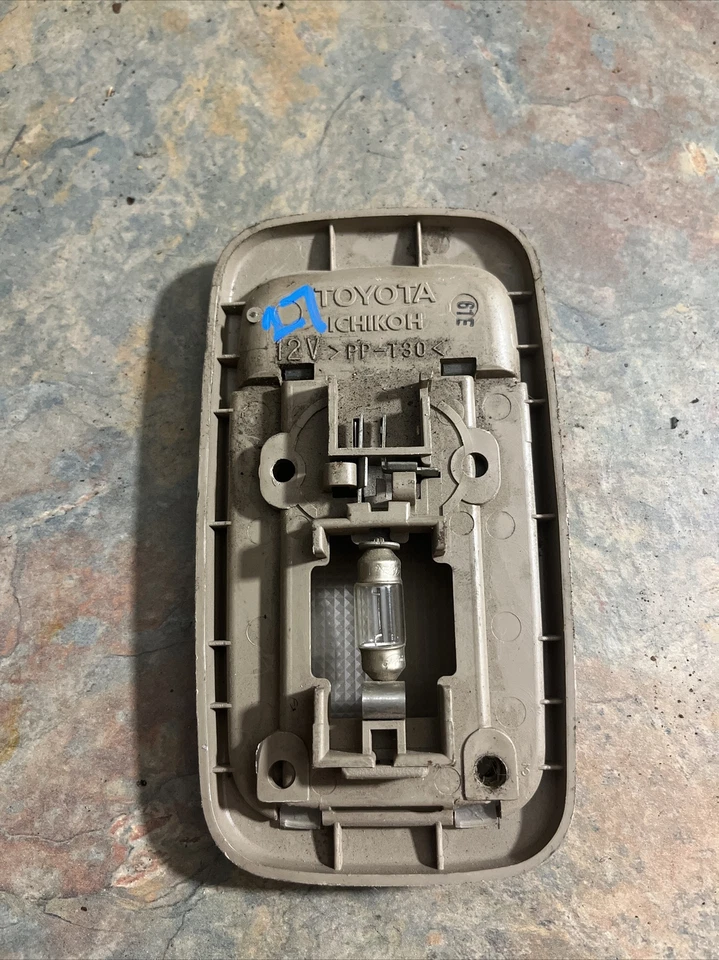 Camión Toyota Tacoma 4Runner Rav4 Scion XB bronceado cúpula luz 2001 2002 2003 2004 OE Foto 2 de 2