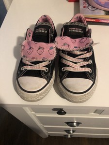 hello kitty converse girls