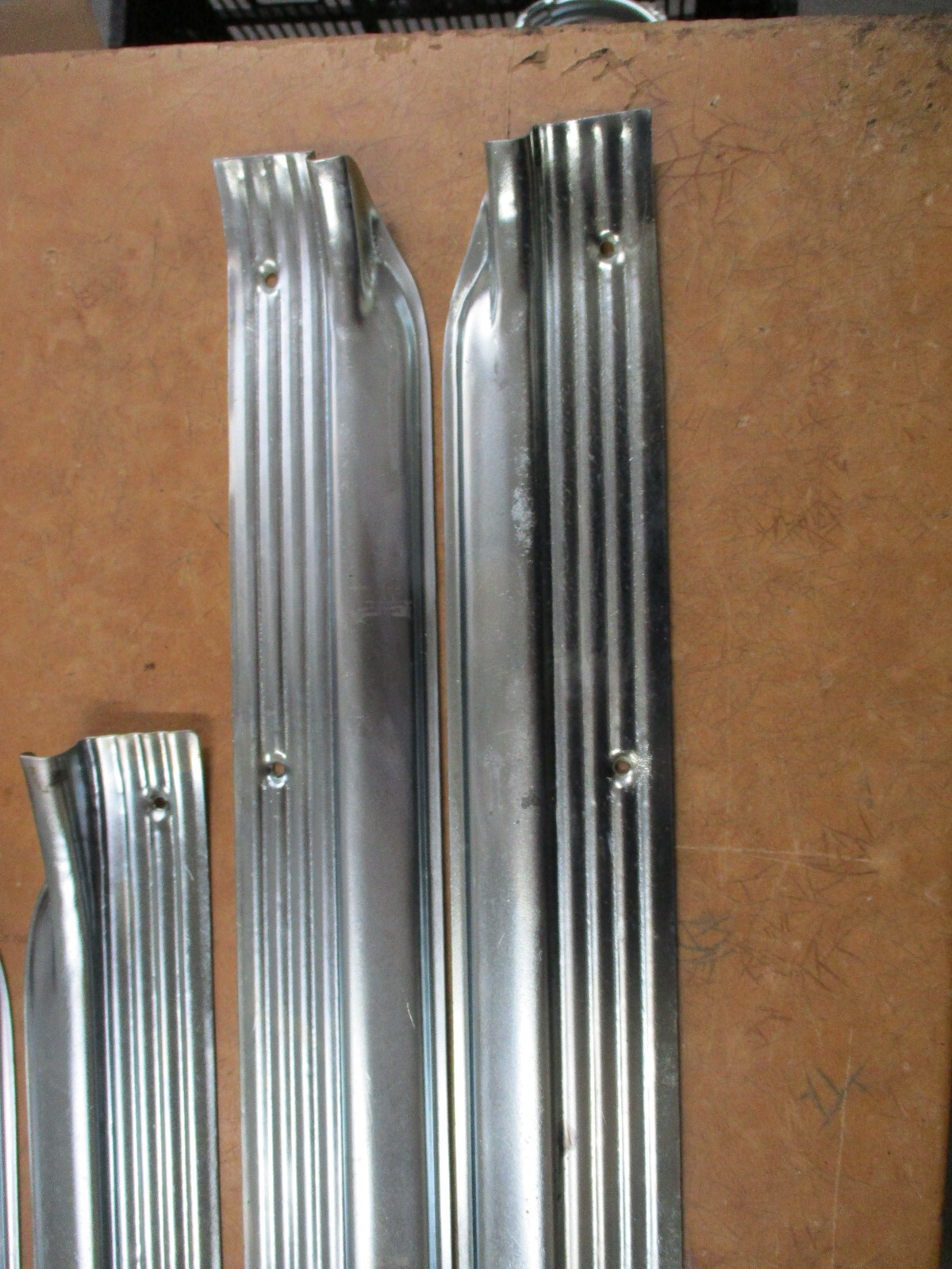 HOLDEN HD HR ZINC FRONT SCUFF PLATES CARPET DOOR SILL COVERS PLATES