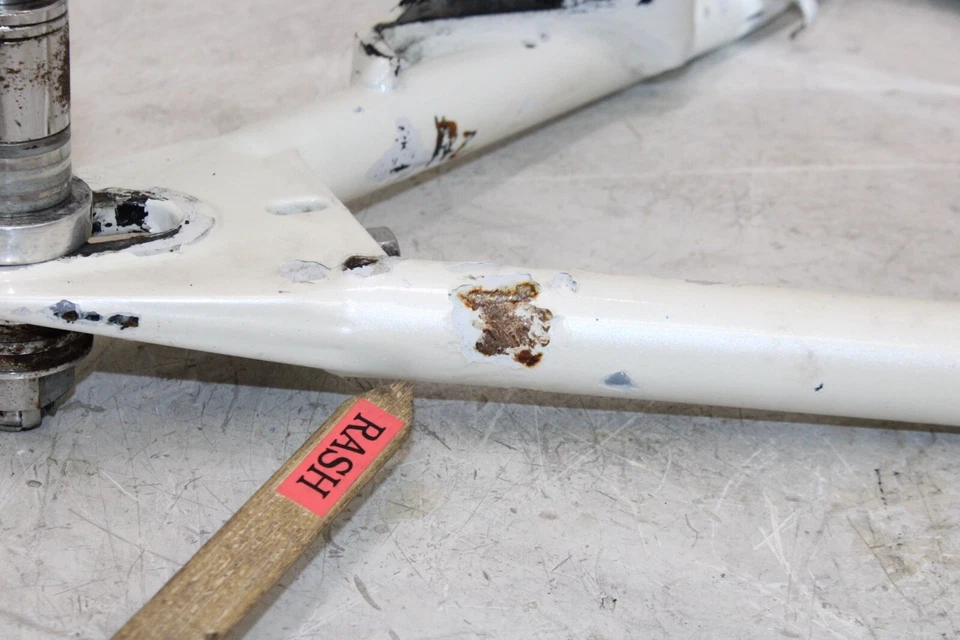 1996 HARLEY-DAVIDSON SOFTAIL OEM REAR SWINGARM SUSPENSION ARM - Image 2 of 4