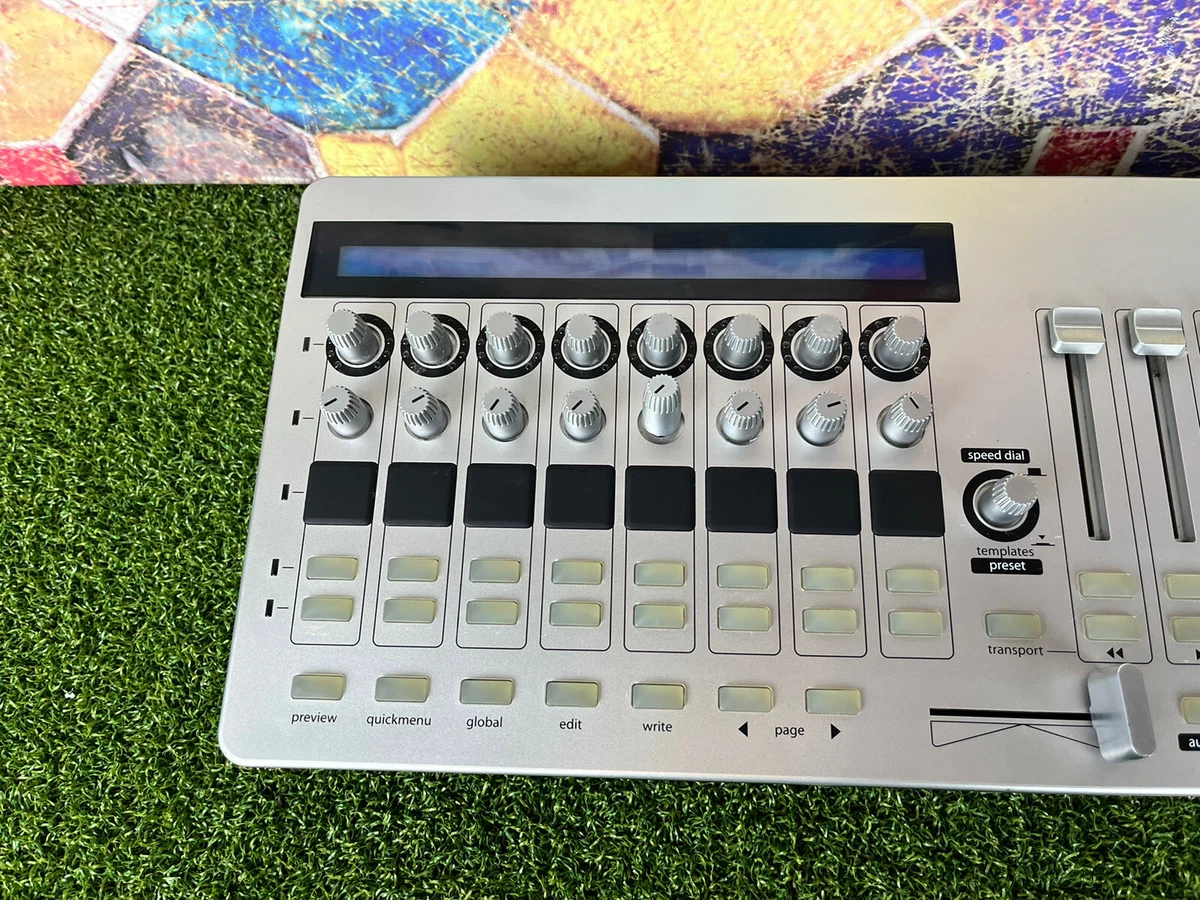 NOVATION REMOTE ZERO SL MK2 USB/MIDI DAW CONTROLLER - GWO