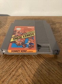 Cartucho y funda Donkey Kong Classics Nintendo (NES 1985)