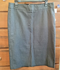 Gap pin stripe skirt size 8 stretch