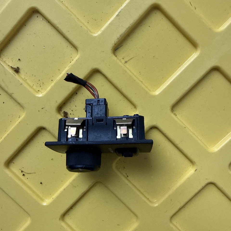 05-06 Interruptor de faros antiniebla automático Chrysler 300 Dodge Charger Magnum Foto 2 de 4