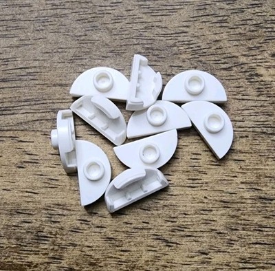 LEGO White Plate, Round 1 x 2 Half with 1 Stud (Jumper). QTY 10. Part No. 1745.