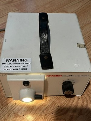 EKE Kramer Scientific Corp. Fiber Optic Light Source