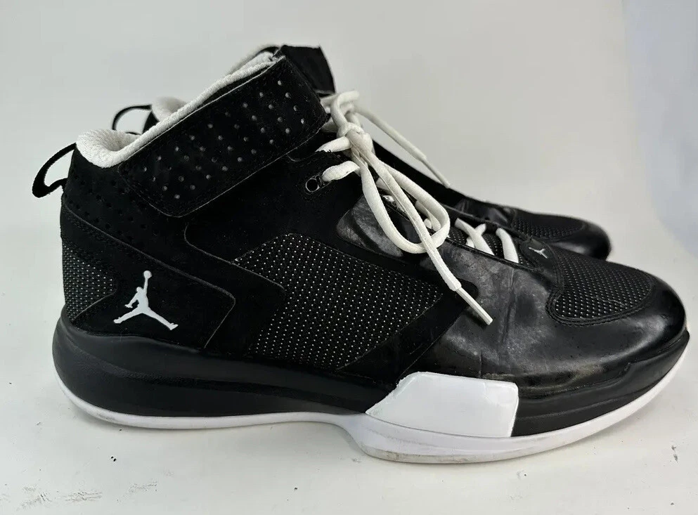 Jordan black top cat trainer