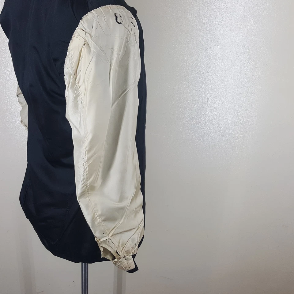 NORTON & SONS Savile Row True Vintage-1962- Bespoke Dinner Jacket  Fit-40-42 Reg - Image 4 of 4