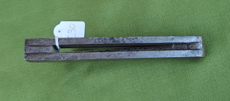 ANCIENNE PETITE FAUSSE ÉQUERRE EN ACIER DE MÉCANICIEN - BEL OBJET - L30 - Photo 3/4