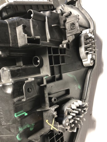 Faro izquierdo bmw serie 3 2016-2018 led oem - Imagen 6 de 9