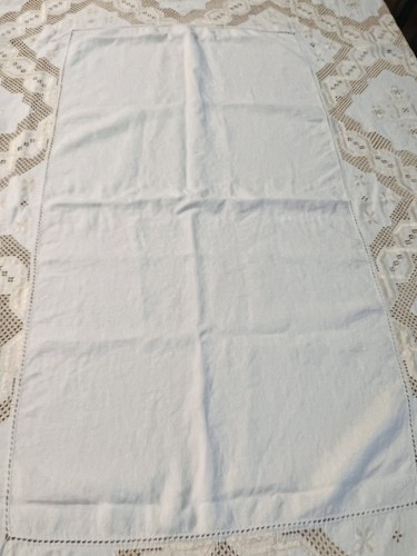 Vintage Embroidery And Crochet Linen Tablecloth In Antique White - 68 x 48 - Picture 8 of 10
