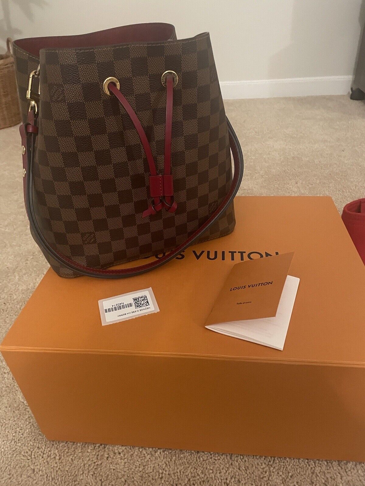 Louis Vuitton, Bags, Lv Neonoe D Ebe Ch Berry