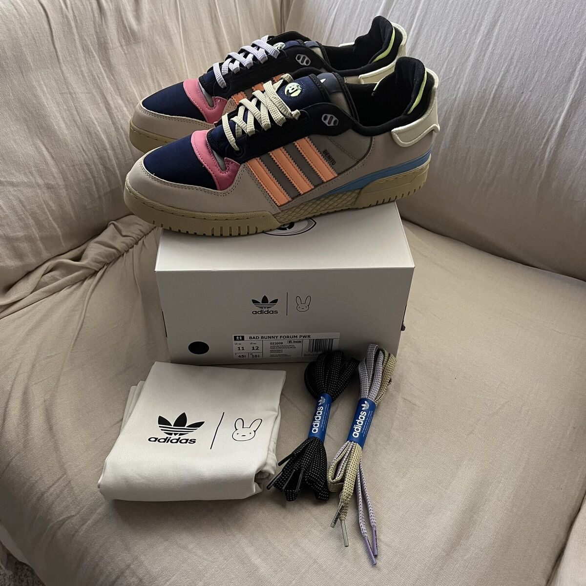 bad bunny benito adidas forum powerphase - new size 11 ships bad bunny benito adidas forum powerphase - new size 11 ships