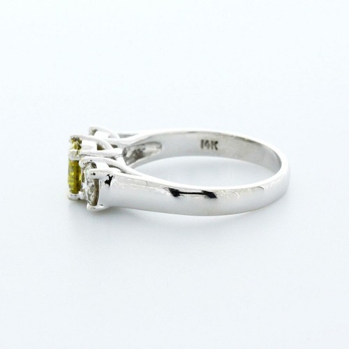 Anillo de compromiso clásico con plat de diamantes naturales redondos SI2 amarillo de 2,53 quilates - Imagen 3 de 4