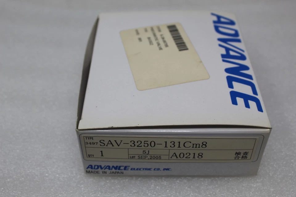 NEW ADVANCE SAV-3250-131Cm8 VALVE Teflon PNEUMATIC VALVE 5-39-08785 - Image 2 of 4