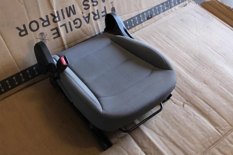 Hyundai Elantra 2019 asiento delantero izquierdo del conductor inferior gris tela sedán construido en Estados Unidos Foto 2 de 4
