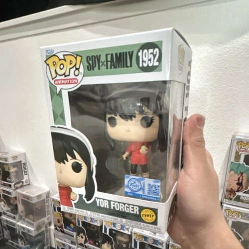 Funko Pop! Animation Spy × Family Yor Forger #1952 Chase Vinyl Figure