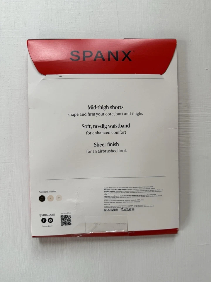 Pantimedias transparentes SPANX negras moldeadoras de medio muslo 20211R para mujer - TALLA C Foto 3 de 3