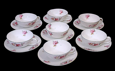 Rare vintage hard to find 50 piece - 1950's Yamaka China