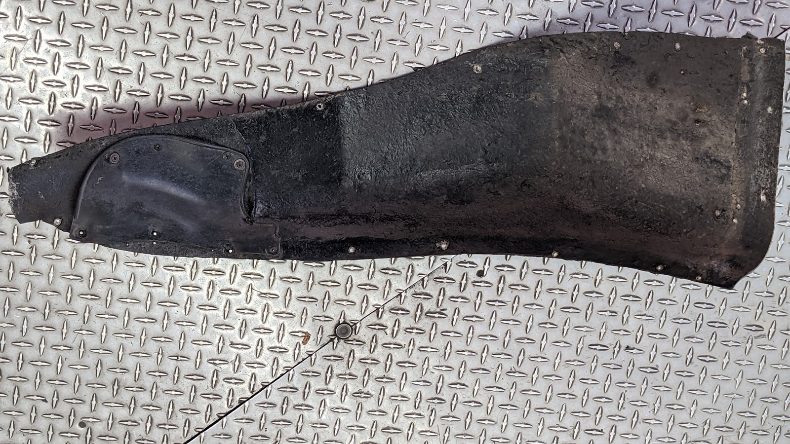 ROLLS ROYCE SILVER SHADOW FRONT FENDER LINER LEFT REAR MUD GUARD