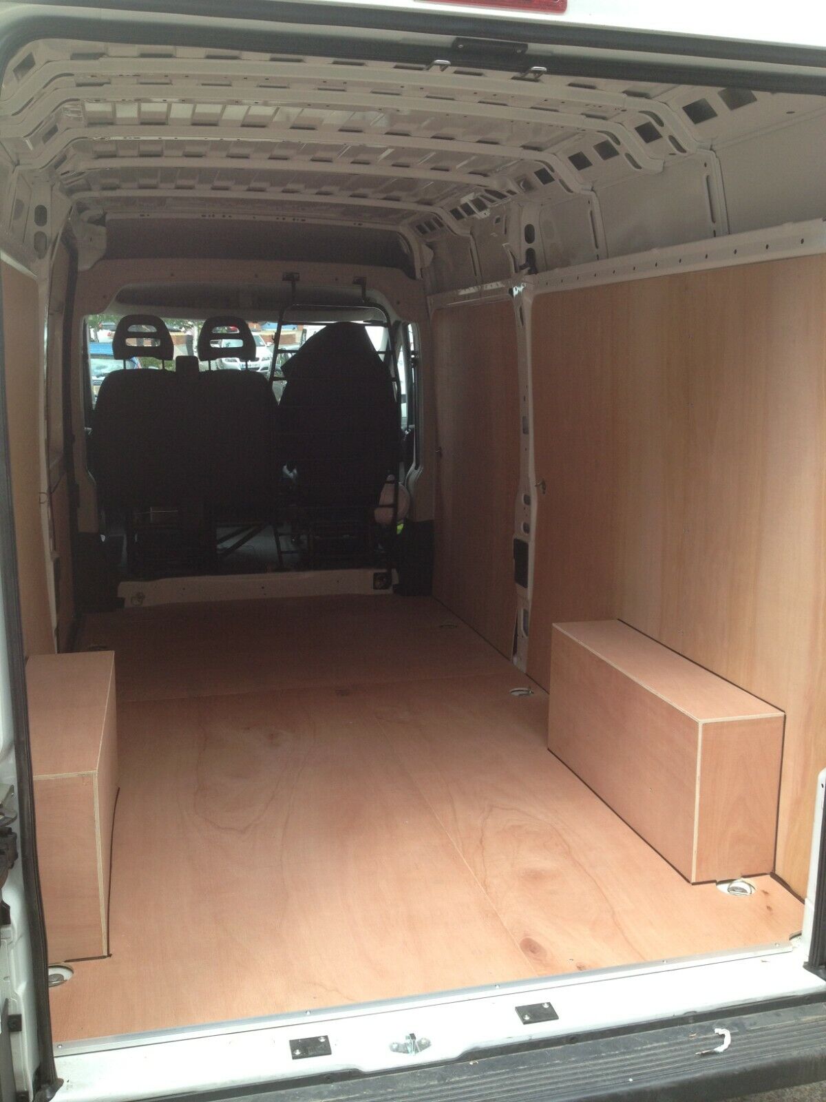 Picture 1 of 2