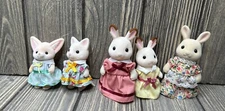  Family Lot of 5 Figures - 2 Adults 3 Children w Clothes