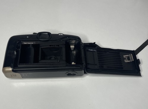 Polaroid 200 BF 35 MM fotocamera tascabile pellicola non testata* vintage punta e scatta - Foto 3 di 3