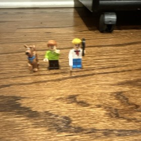 LEGO Scooby-Doo: The Mystery Machine (75902) Complete Set w/ Minifigures