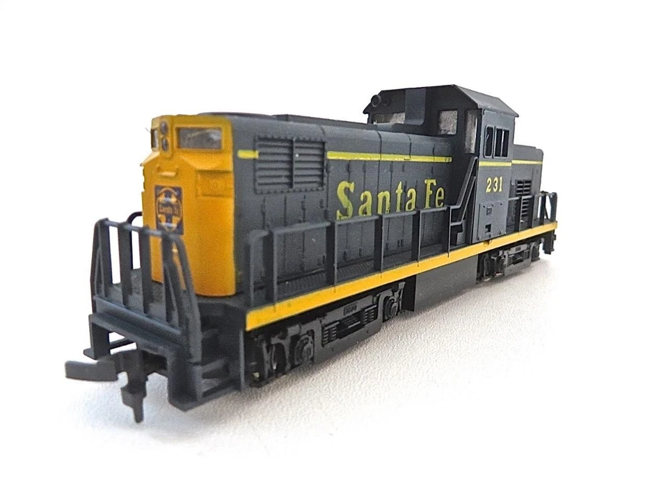 HO Life Like Scarce Santa Fe ALCO C-415 Powered Diesel New Old Stock Low Ship - Image 4 of 4