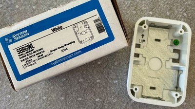 Lot of 4 - System Sensor #SBBGWL Compact Wall Surface Back box ''L'' Series, White