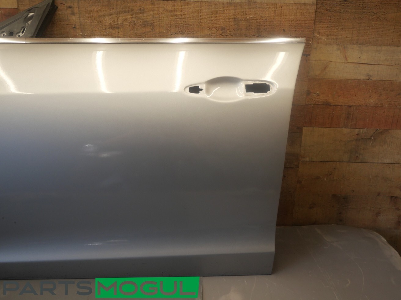 14-19 Maserati Ghibli Front Left Driver Side Door Shell Panel HP0885C GRAY OEM