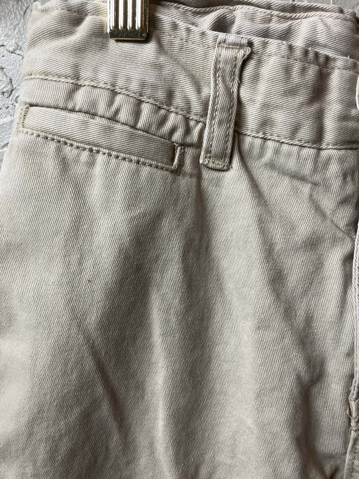 Picture 2 of 6