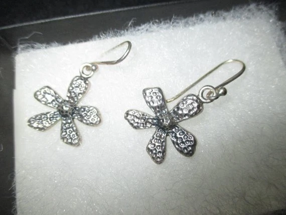 Silpada flower best sale earrings