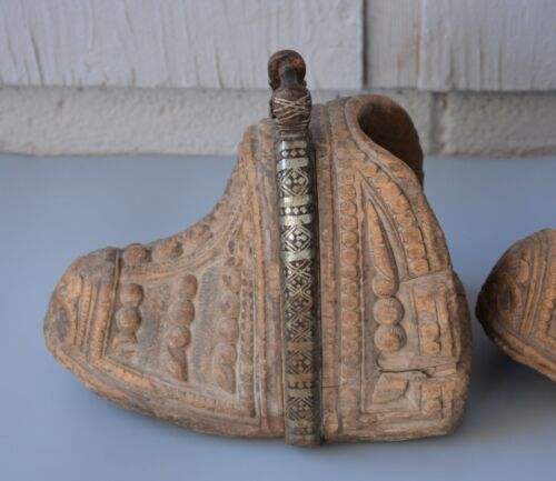 Antique 19th c. Chilean Huaso Horse Estribos Stirrups - Carved Wood Silver Inlay - Picture 6 of 12