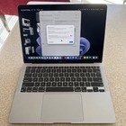Używany Apple MacBook Air M1 2020 gwiezdna szarość 256 GB 8GB RAM 13-calowy ekran