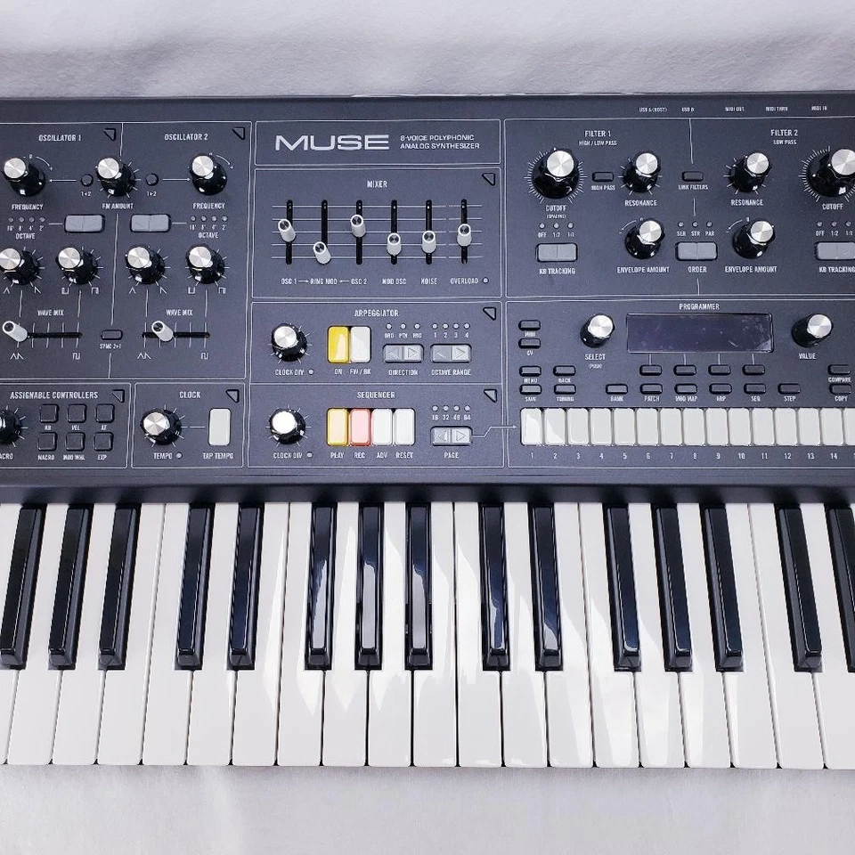 Moog Muse 8-voice Polyphonic Analog Synthesizer w/Gator Hard Case (PB1029383) - Image 3 of 4