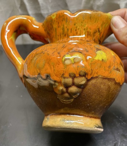 Vintage Cal Style 1108 Pottery Pitcher, Orange, Brown And Yellow Drip Glaze - Picture 4 of 9