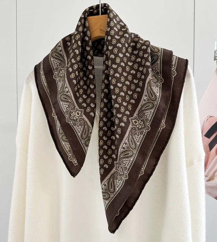 70% Cashmere 30% Silk Scarf Shawl Bandana 26'' Neckerchief cashew Print Wrap new