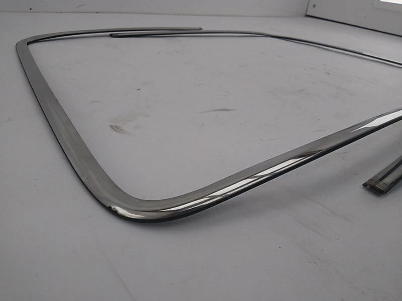 Par de marcos de parabrisas delanteros de acero inoxidable Fiat X1/9 X19 1979 1980 1981 1982 Foto 3 de 4