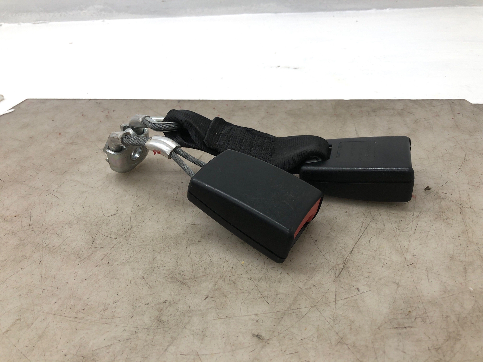2006-2012 BENTLEY CONTINENTAL RIGHT LEFT & CENTER REAR SEATBELT BUCKLE 3W5857739
