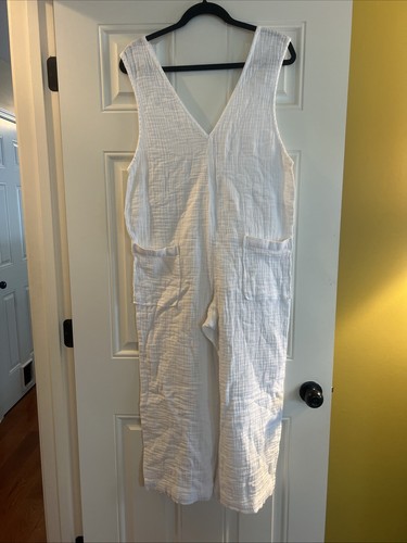 O’Neill Women’s Jumper/Romper Large