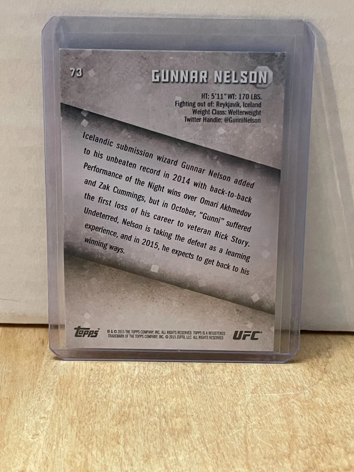 2015 TOPPS UFC KNOCKOUT GOLD PARALLEL #/99 GUNNAR NELSON #73 - Image 2 of 2