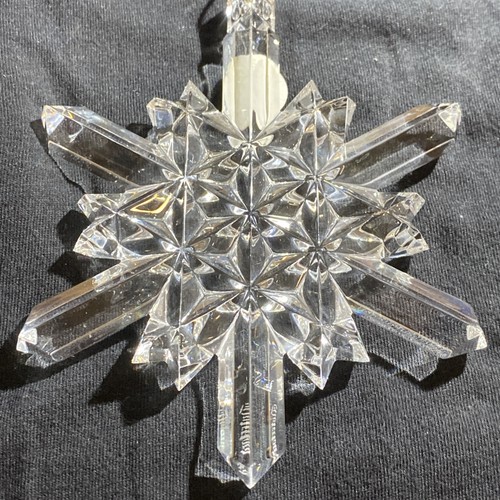 Adorno de Navidad Waterford Snow Crystal Facetado Hecho en Irlanda - Imagen 5 de 7